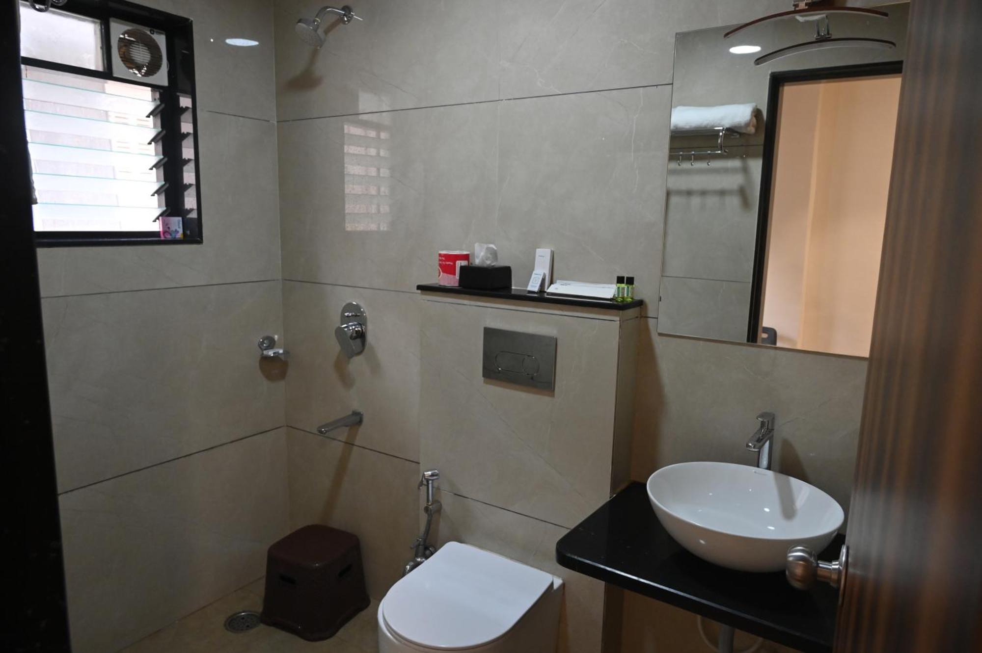 Hotel Sai Yatri Trimbak Kültér fotó